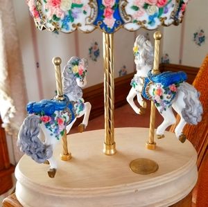 Musical carousel